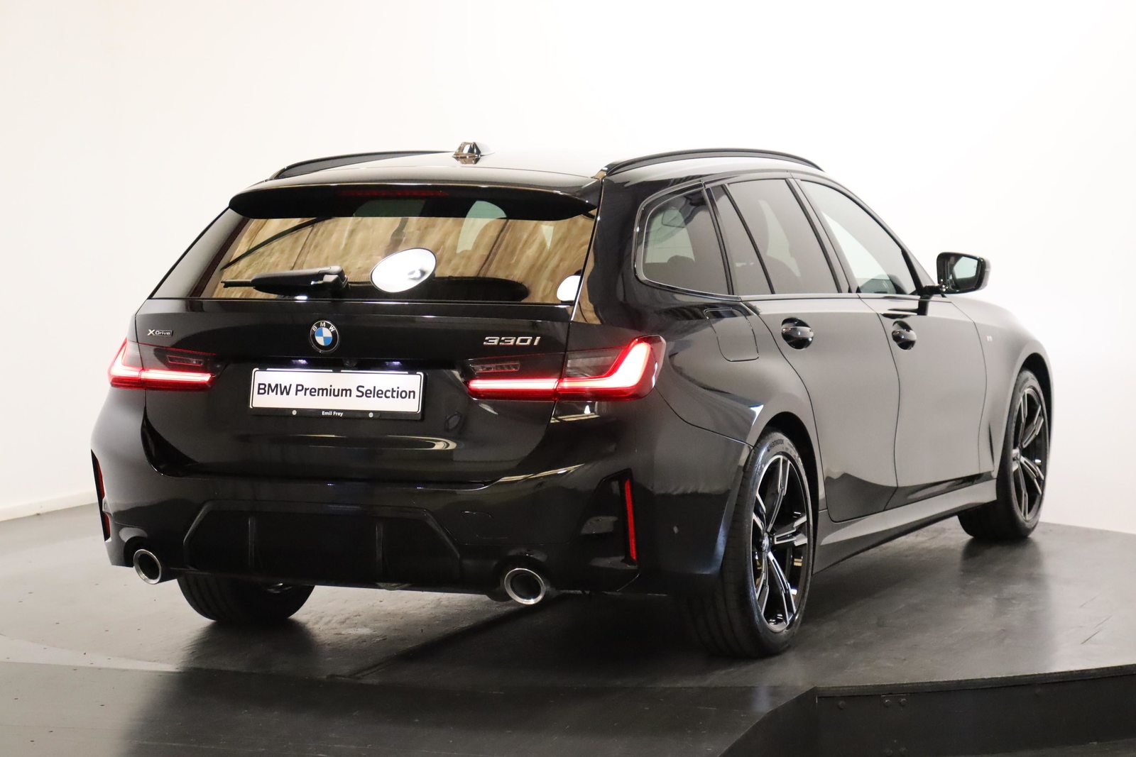 BMW 330i xDrive SAG Touring, Petrol, Second hand / Used, Automatic - 3