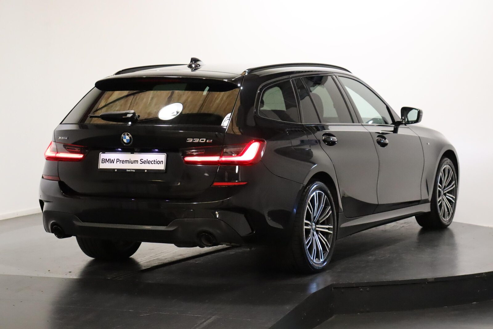 BMW 330e xDrive, Hybride Rechargeable Essence/Électricité, Occasion / Utilisé, Automatique - 3