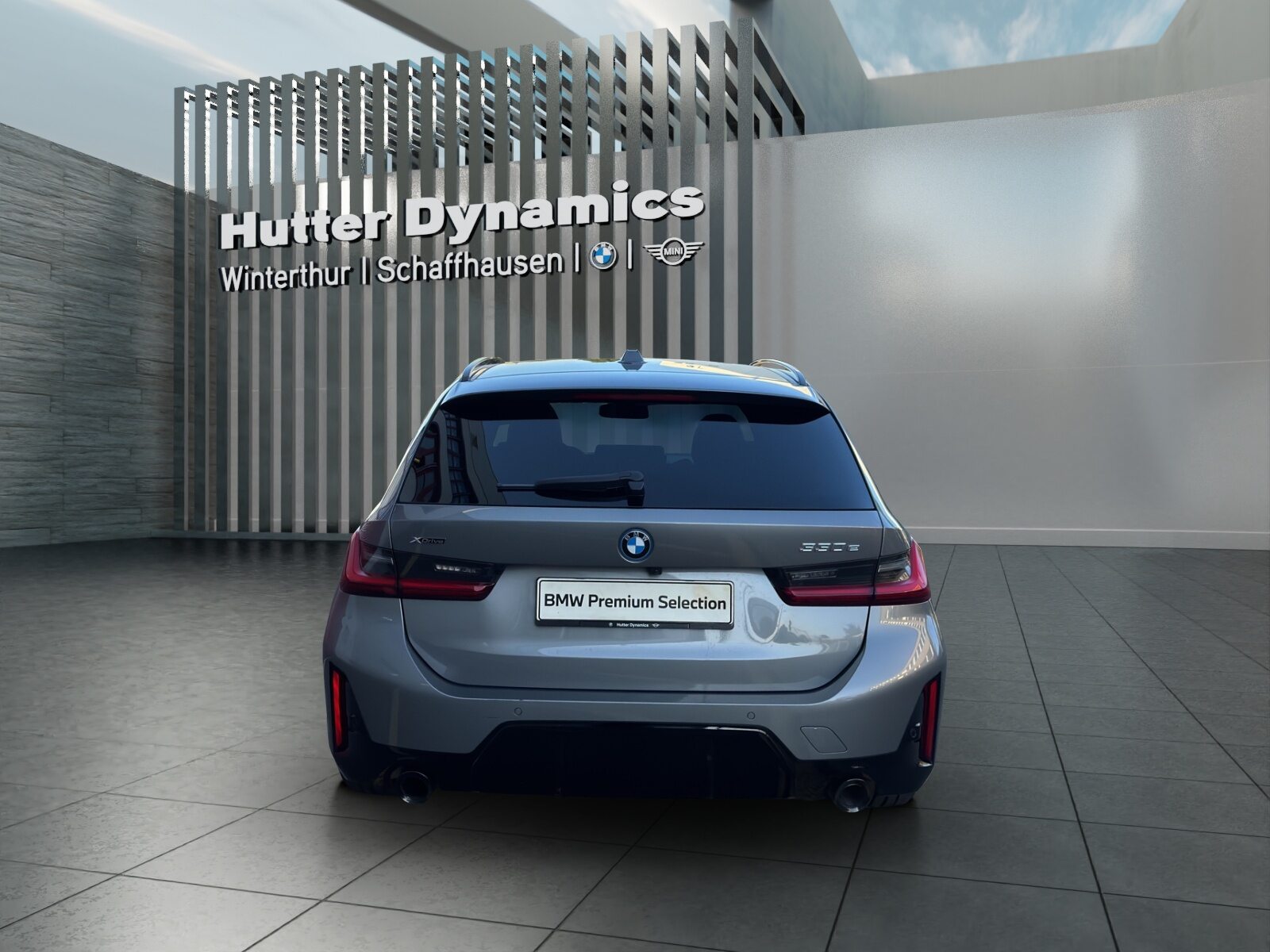 BMW 330e xDrive Touring M AERODYNAMIKPAKET, Plug-in-Hybrid Benzin/Elektro, Occasion / Gebraucht, Automatik - 7