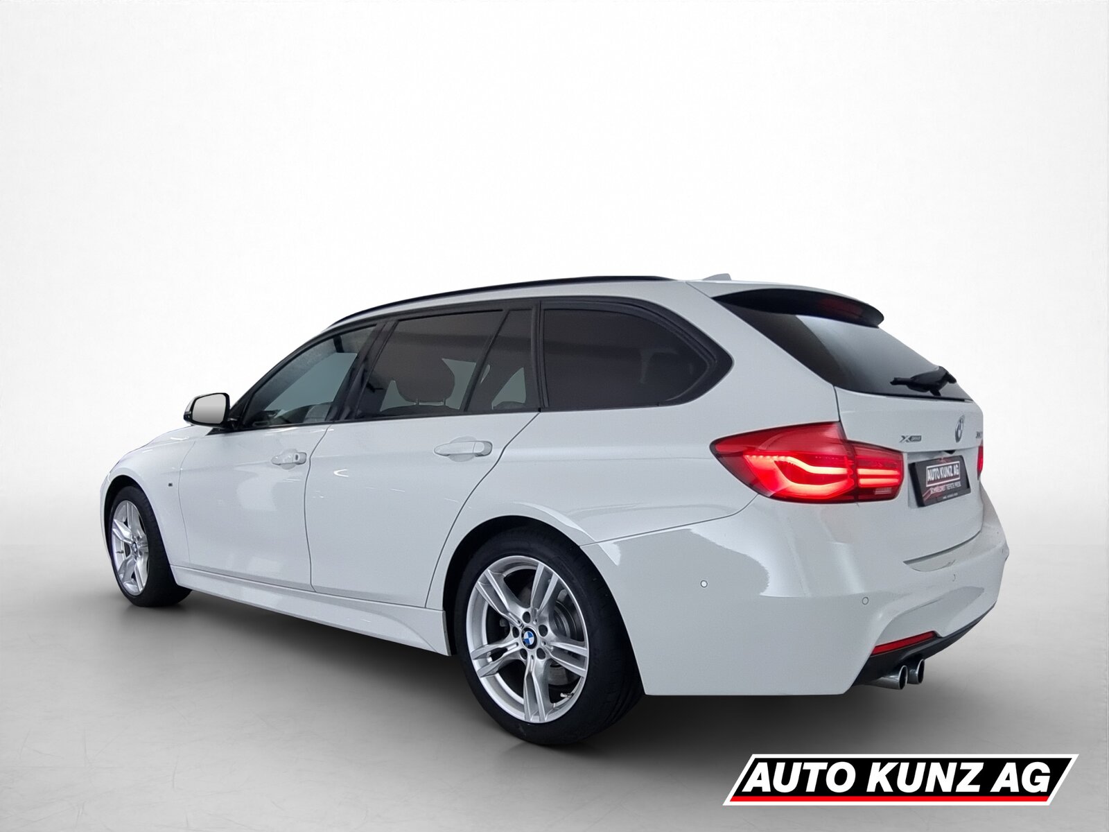 BMW 330d  SAG Touring, Diesel, Occasion / Utilisé, Automatique - 4