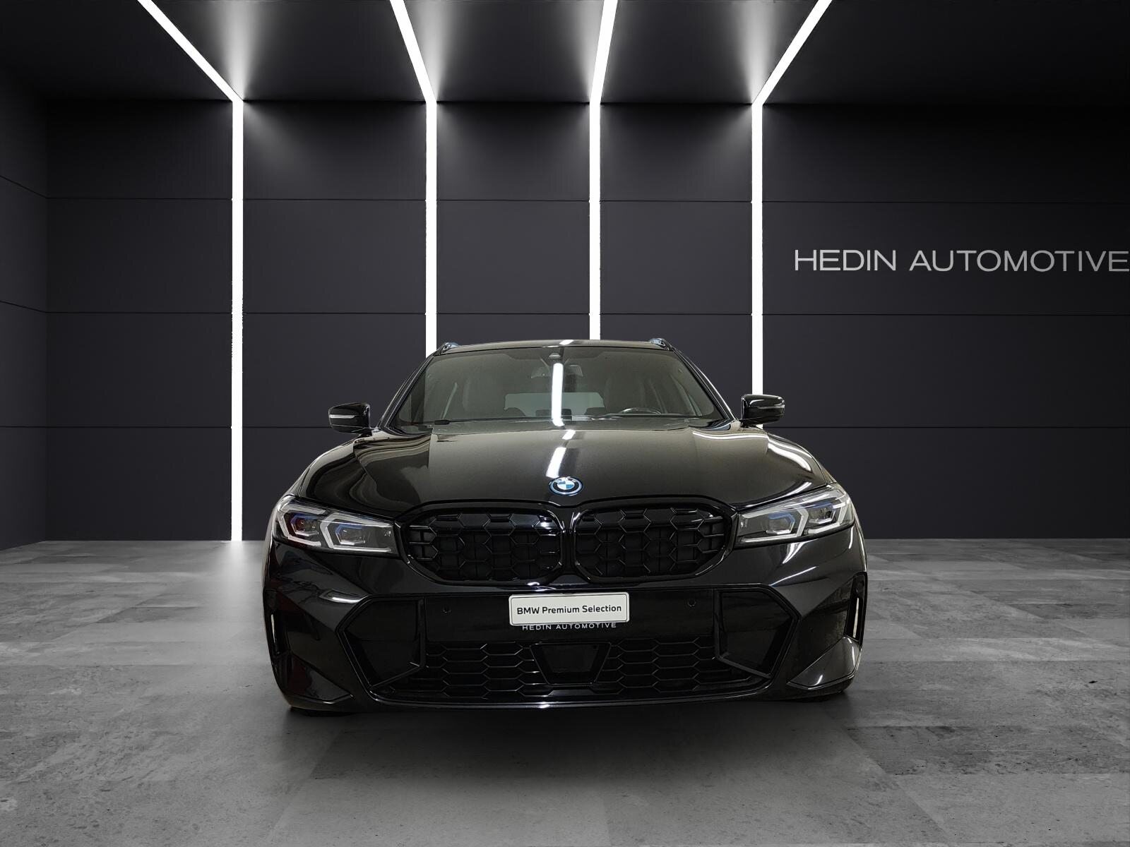 BMW 330e xDrive SAG Touring, Plug-in-Hybrid Petrol/Electric, Second hand / Used, Automatic - 3