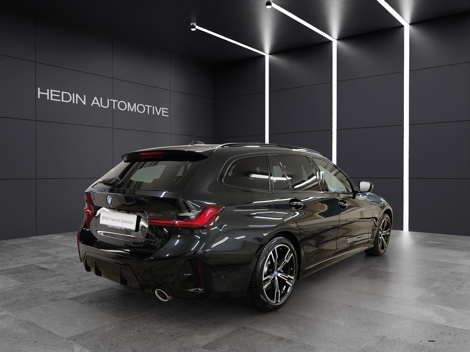 BMW 330e xDrive SAG Touring, Plug-in-Hybrid Petrol/Electric, Second hand / Used, Automatic - 6