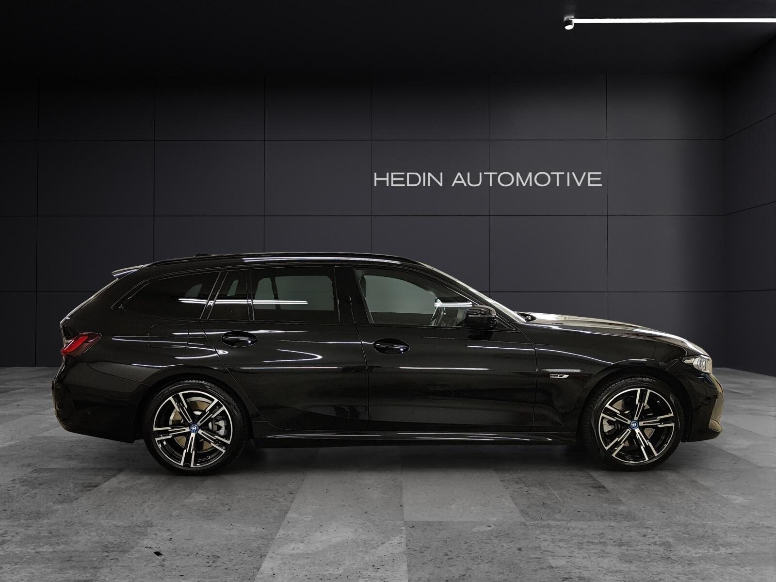 BMW 330e xDrive SAG Touring, Plug-in-Hybrid Petrol/Electric, Second hand / Used, Automatic - 7