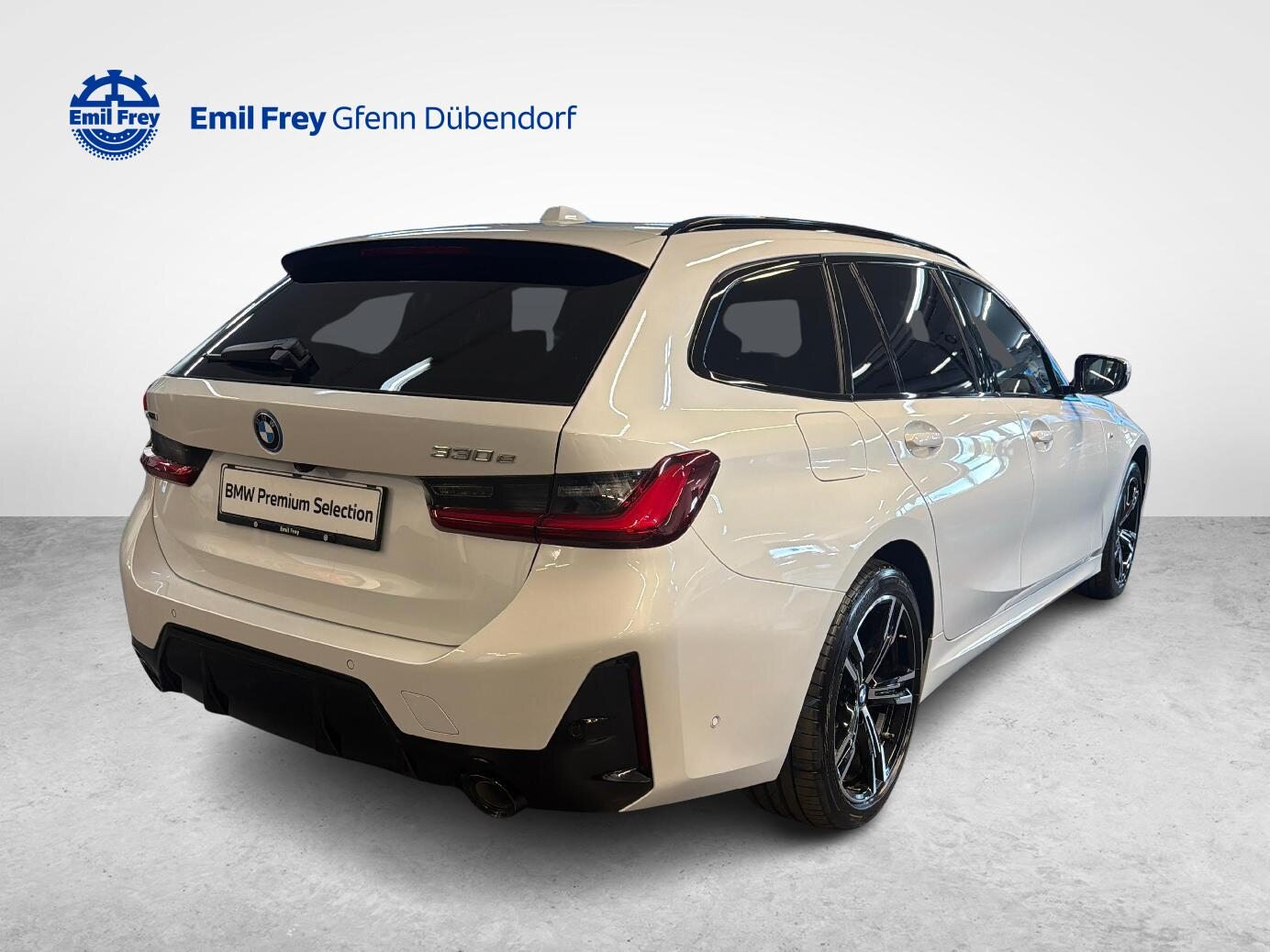 BMW 330e xDrive SAG Touring, Hybride Rechargeable Essence/Électricité, Occasion / Utilisé, Automatique - 4