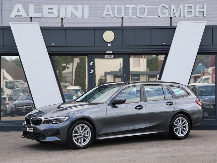 BMW 330i Touring, Benzin, Occasion / Gebraucht, Automatik