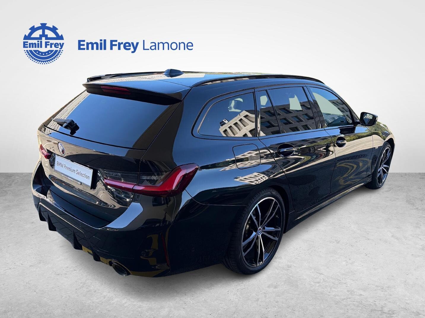BMW 330e xDrive Touring, Plug-in-Hybrid Petrol/Electric, Second hand / Used, Automatic - 6