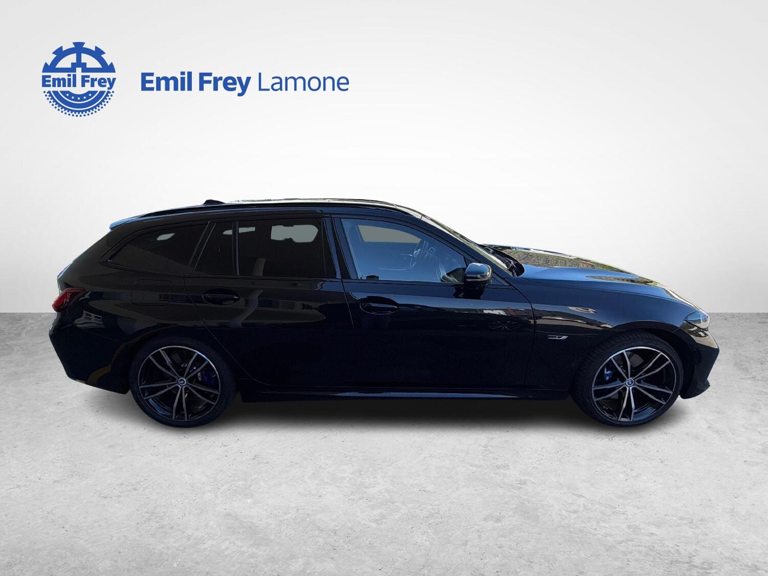 BMW 330e xDrive Touring, Plug-in-Hybrid Petrol/Electric, Second hand / Used, Automatic - 7