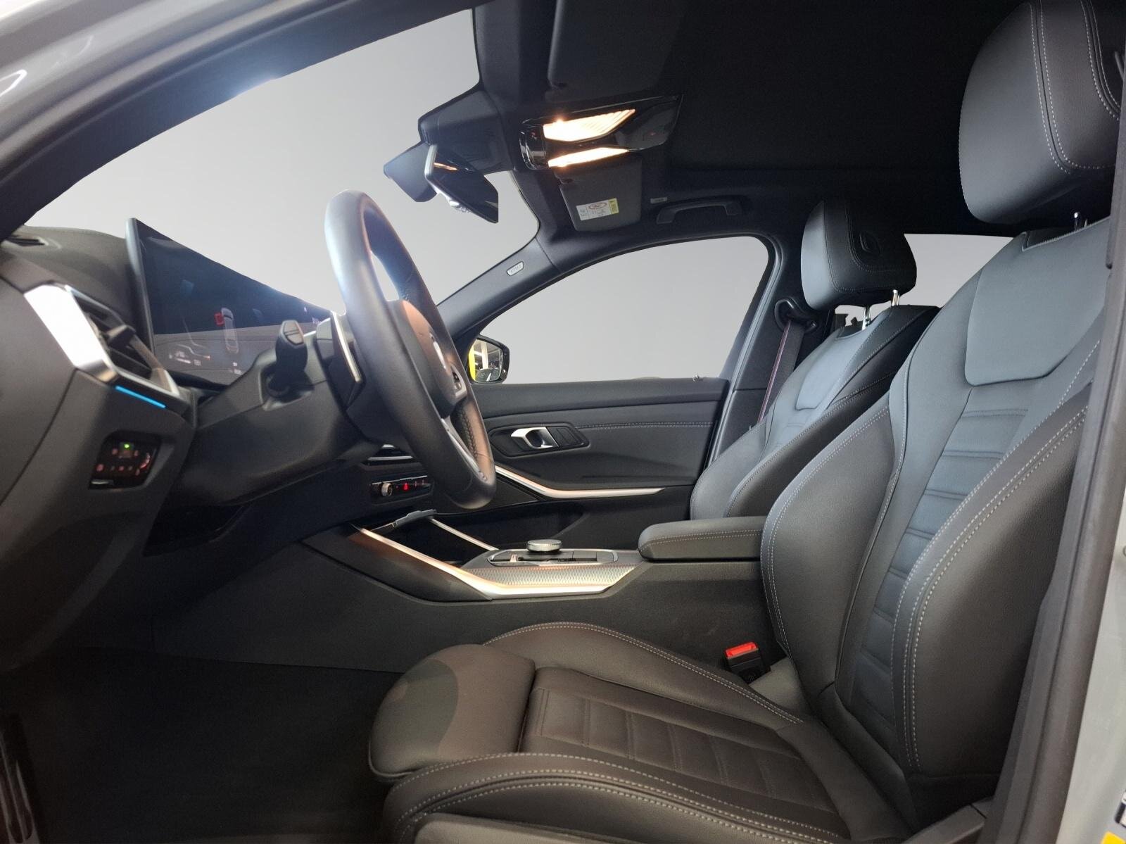 BMW 330e SAG Touring, Hybride Rechargeable Essence/Électricité, Occasion / Utilisé, Automatique - 5