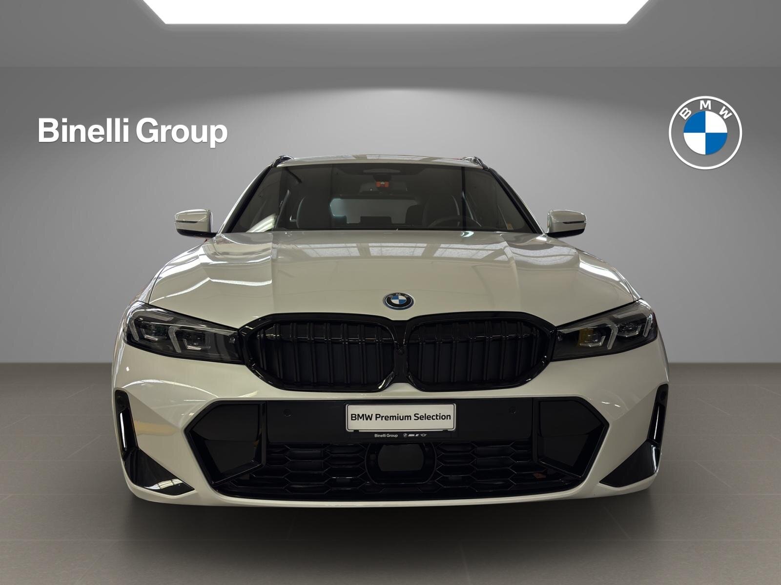 BMW 330e SAG Touring, Hybride Rechargeable Essence/Électricité, Occasion / Utilisé, Automatique - 2