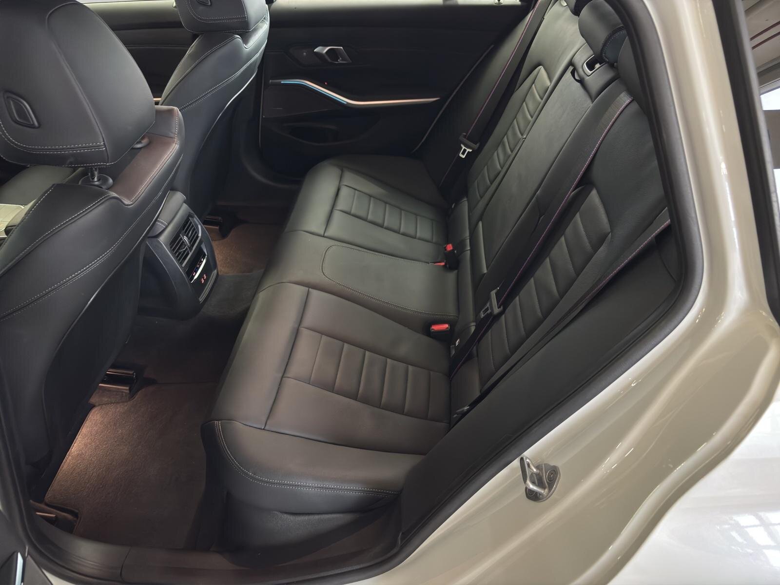 BMW 330e SAG Touring, Hybride Rechargeable Essence/Électricité, Occasion / Utilisé, Automatique - 7