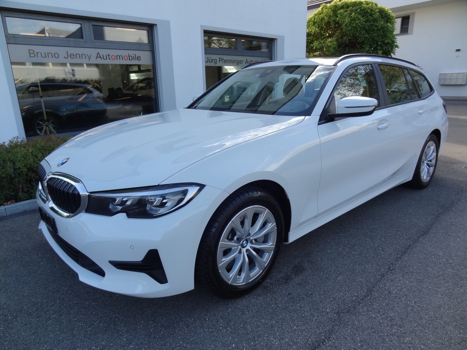 BMW 330i Touring Steptronic