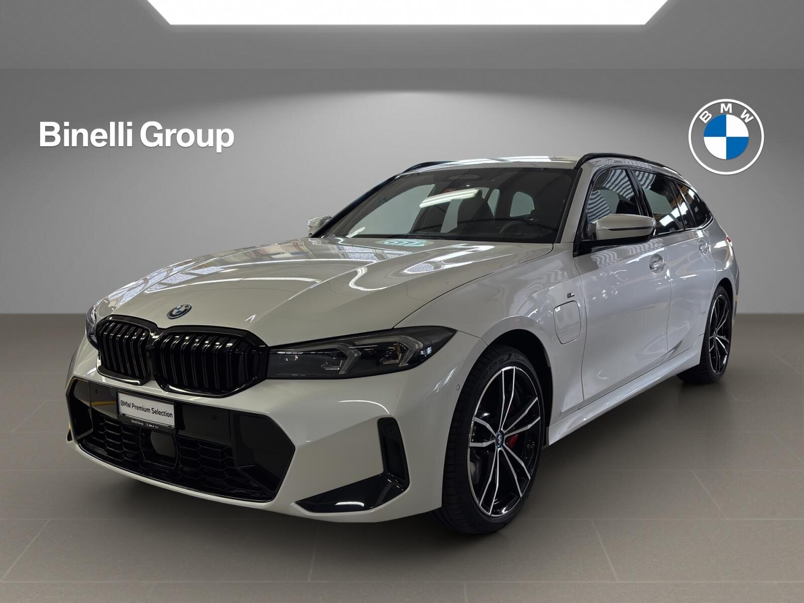BMW 330e xDrive SAG Touring