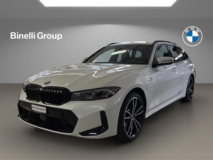 BMW 330e xDrive SAG Touring, Plug-in-Hybrid Benzina/Elettrica, Occasioni / Usate, Automatico