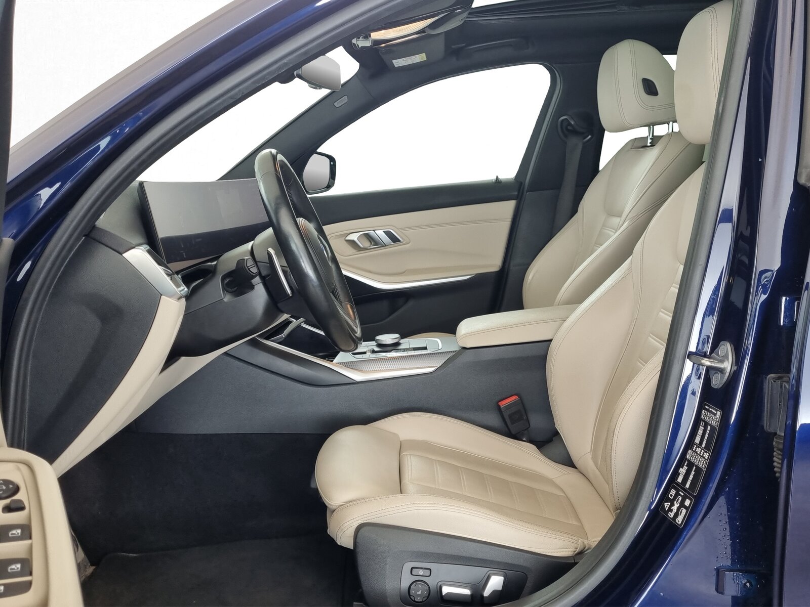 BMW 330i  Touring M-Sport, Benzin, Occasion / Gebraucht, Automatik - 6