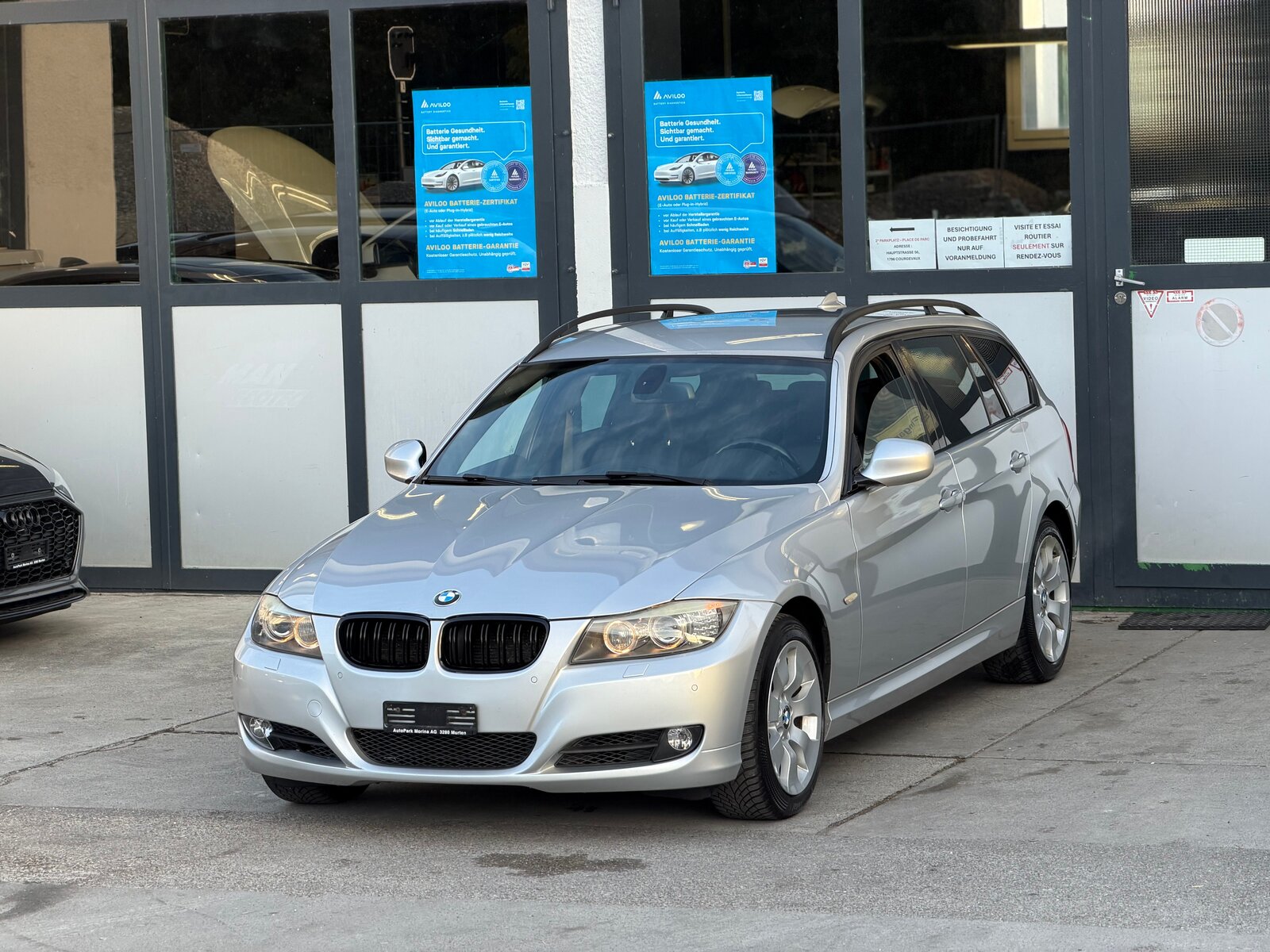 BMW 330i Touring Steptronic
