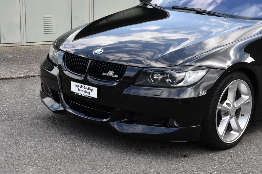 BMW 330 xi Touring, Benzin, Occasion / Gebraucht, Handschaltung - 3