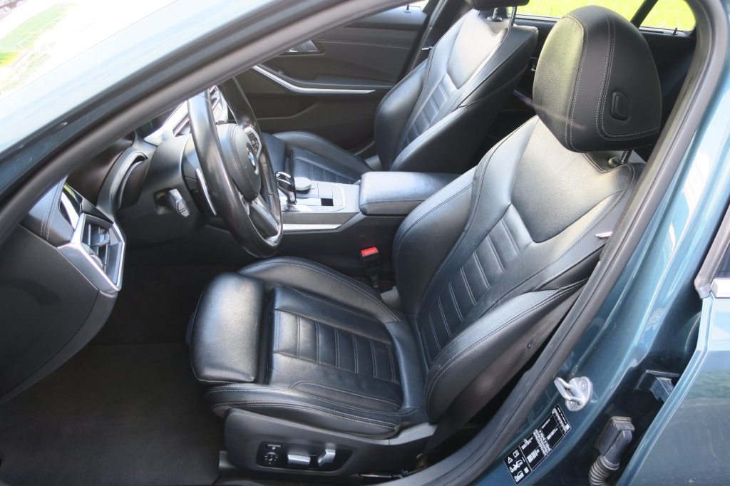 BMW 330 330d xDrive SAG, Diesel, Occasion / Gebraucht, Automatik - 4