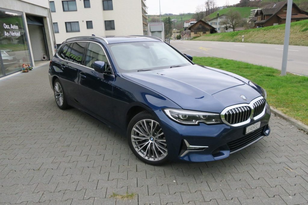BMW 330 d xDrive 4x4 8-Gang
