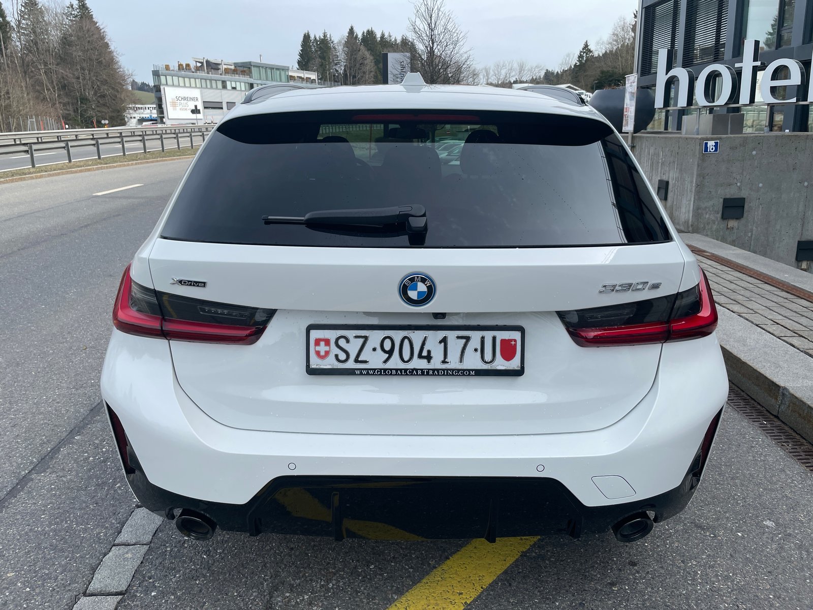 BMW 330e x DriveTouring Steptronic M Sport Pro, Hybride Rechargeable Essence/Électricité, Voiture de démonstration, Automatique - 6