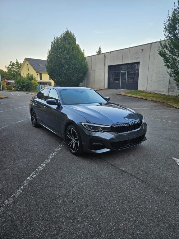 BMW 330 330e xDrive, Hybride Rechargeable Essence/Électricité, Occasion / Utilisé, Automatique - 4