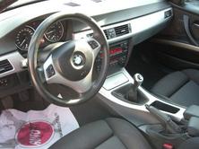 BMW 330i, Petrol, Second hand / Used, Manual - 5