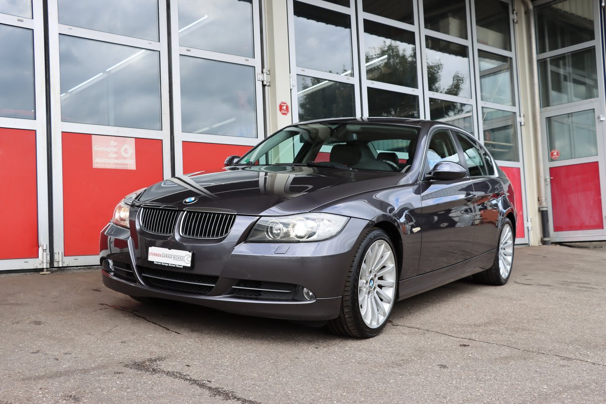 BMW 330xi, Essence, Occasion / Utilisé, Manuelle - 2