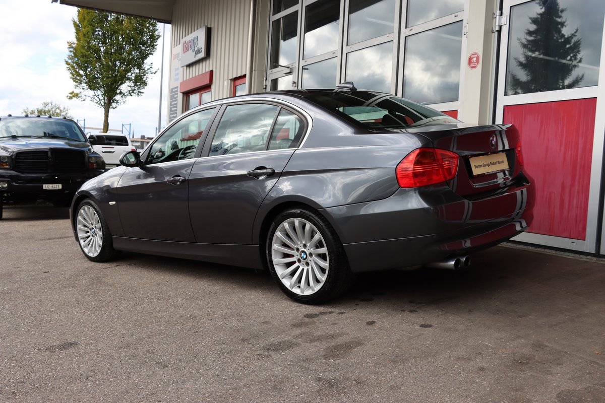 BMW 330xi, Essence, Occasion / Utilisé, Manuelle - 7