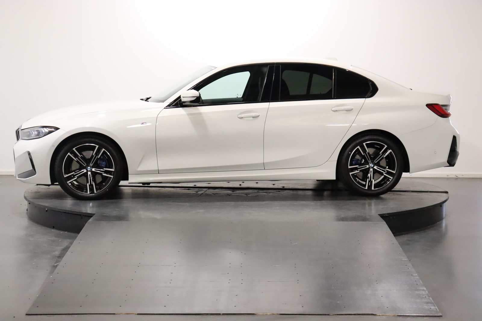 BMW 330d xDrive SAG, Hybride Leggero Diesel/Elettrica, Occasioni / Usate, Automatico - 2