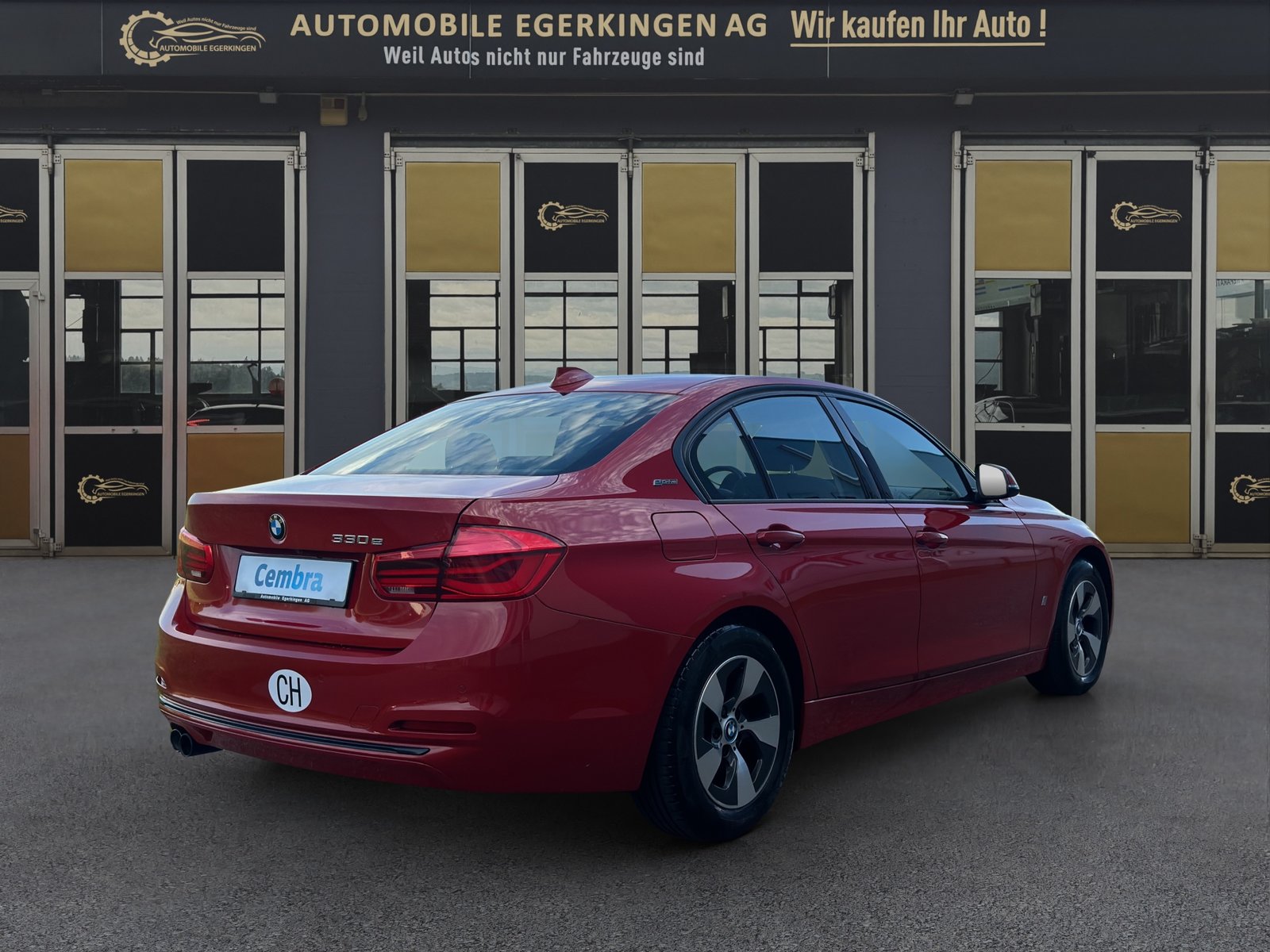 BMW 330e iPerformance Sport Line Steptronic, Plug-in-Hybrid Petrol/Electric, Second hand / Used, Automatic - 5