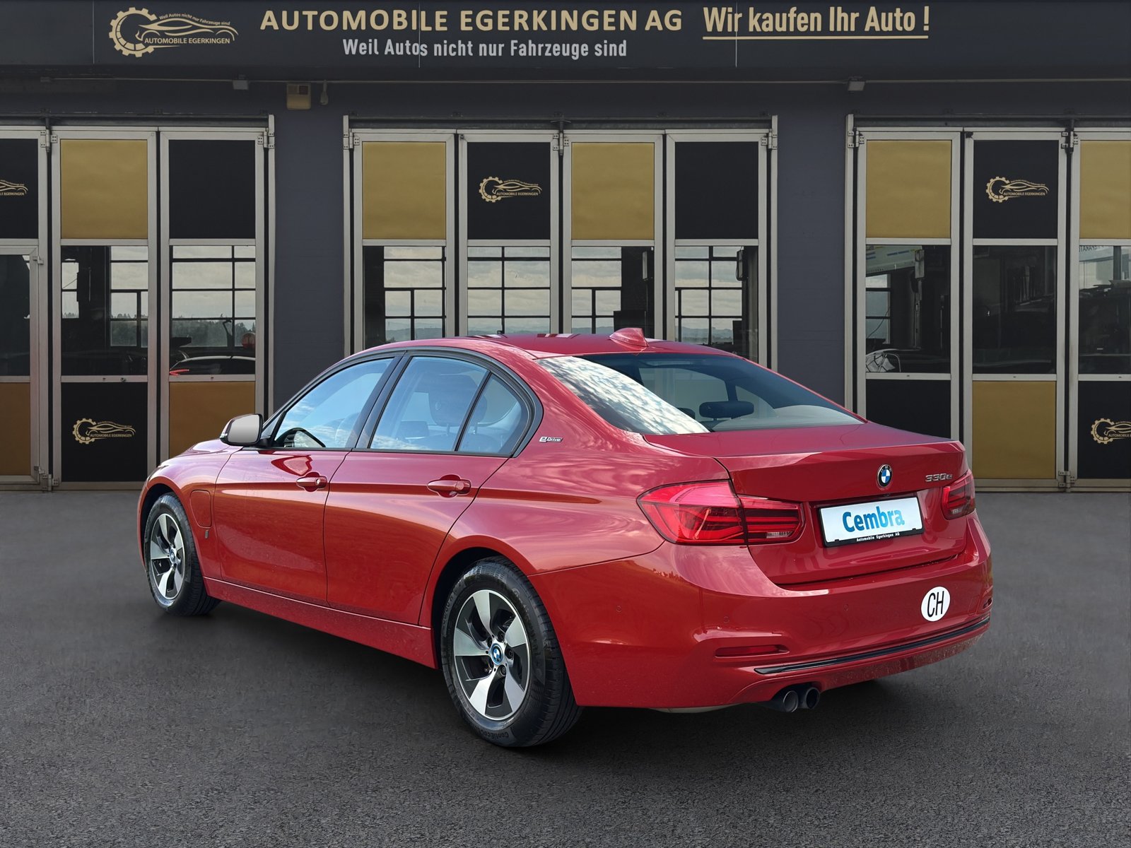 BMW 330e iPerformance Sport Line Steptronic, Plug-in-Hybrid Petrol/Electric, Second hand / Used, Automatic - 7