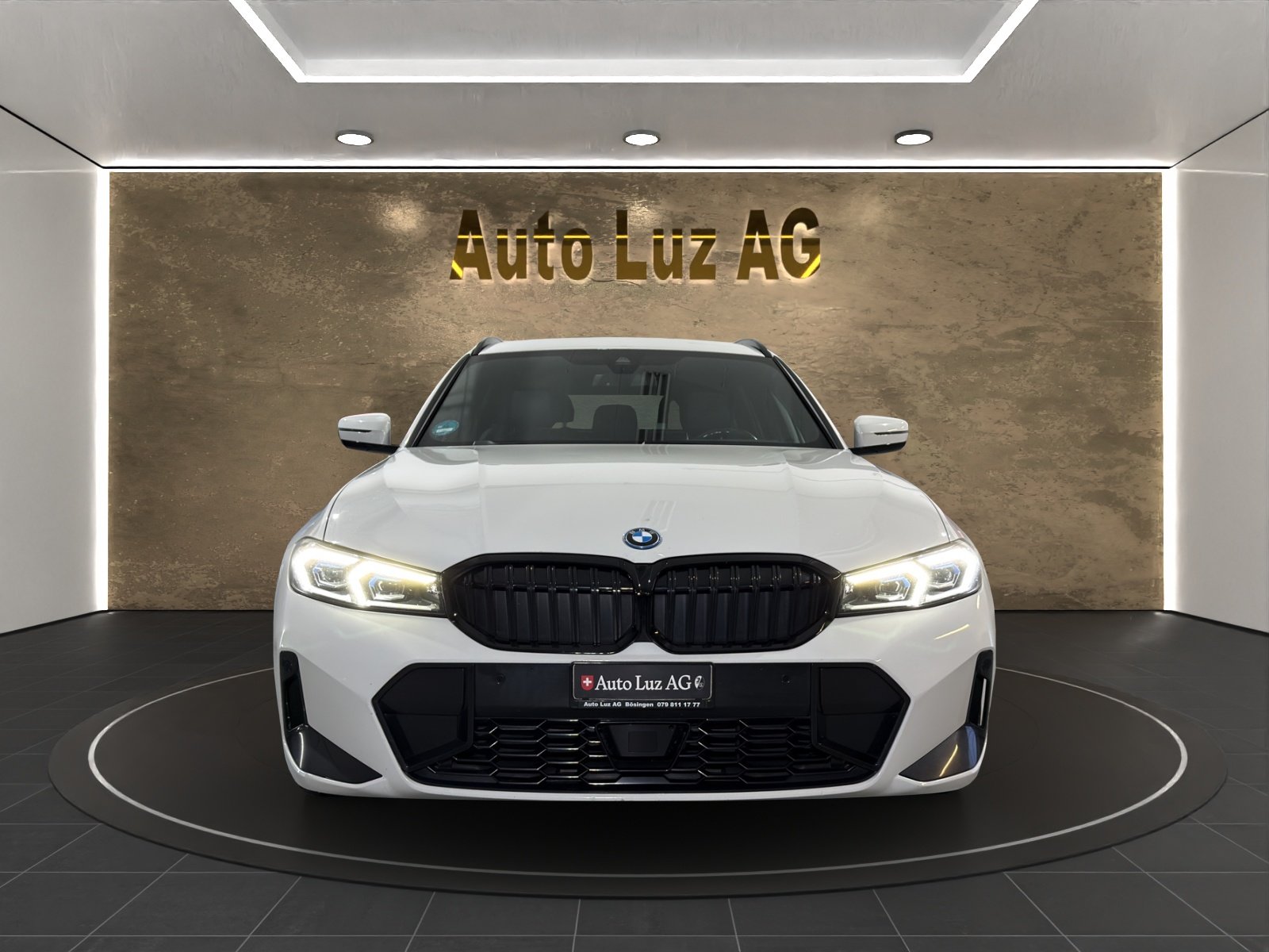 BMW 330e Steptronic M Sport, Hybride Rechargeable Essence/Électricité, Occasion / Utilisé, Automatique - 2