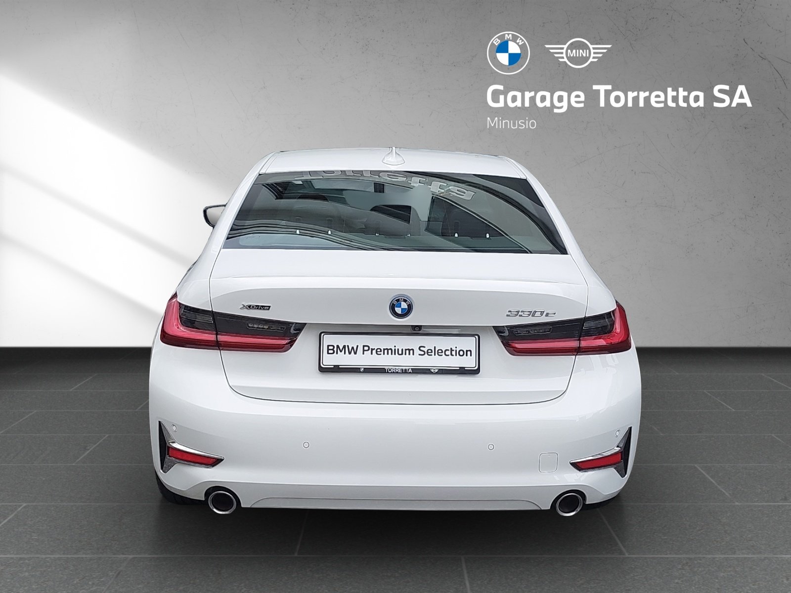 BMW 330e Luxury Line Steptronic, Plug-in-Hybrid Benzina/Elettrica, Occasioni / Usate, Automatico - 4