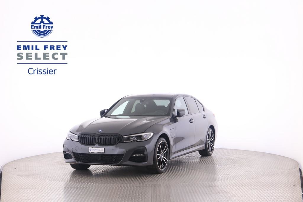 BMW 330e xDrive SAG