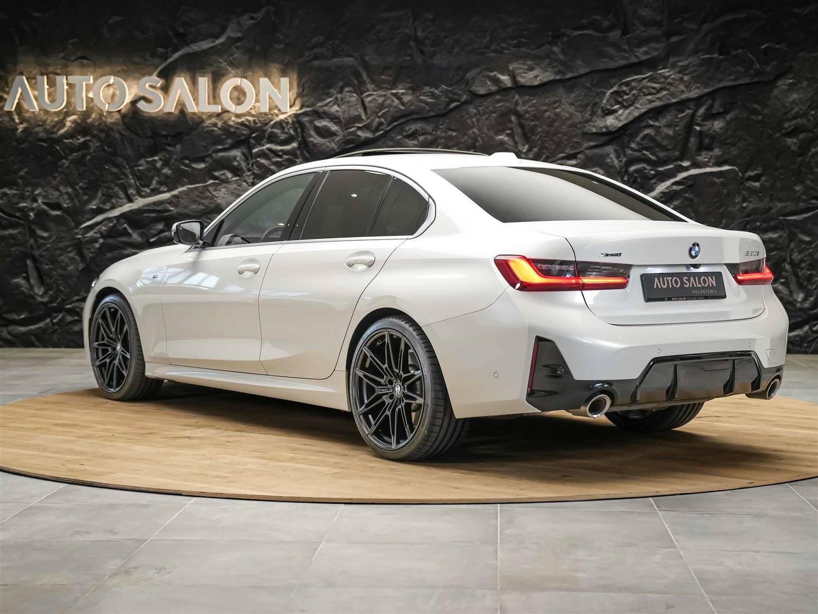 BMW 330i Steptronic M Sport *20 Zoll*Panorama*Head-Up, Essence, Occasion / Utilisé, Automatique - 3