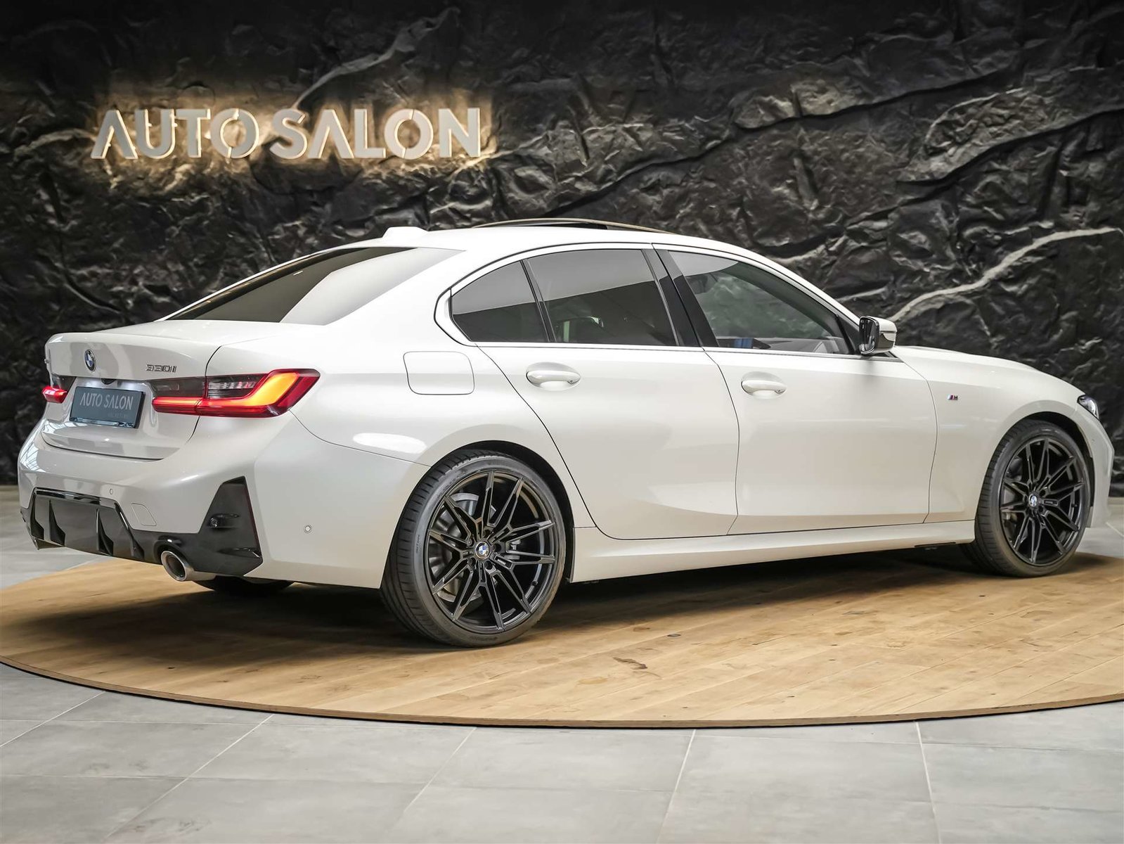 BMW 330i Steptronic M Sport *20 Zoll*Panorama*Head-Up, Essence, Occasion / Utilisé, Automatique - 5