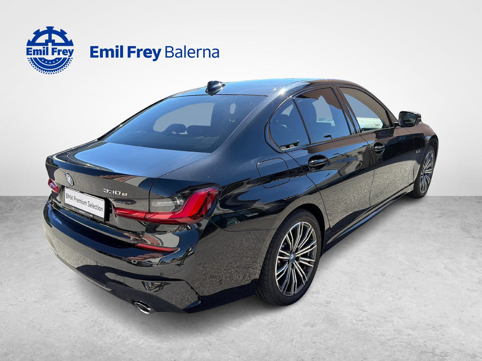 BMW 330e xDrive SAG, Plug-in-Hybrid Petrol/Electric, Second hand / Used, Automatic - 6