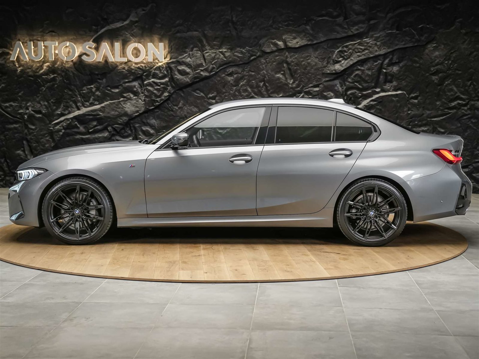 BMW 330d M Sport *Facelift*20Zoll*Rückfahrkamera*, Diesel, Second hand / Used, Automatic - 3