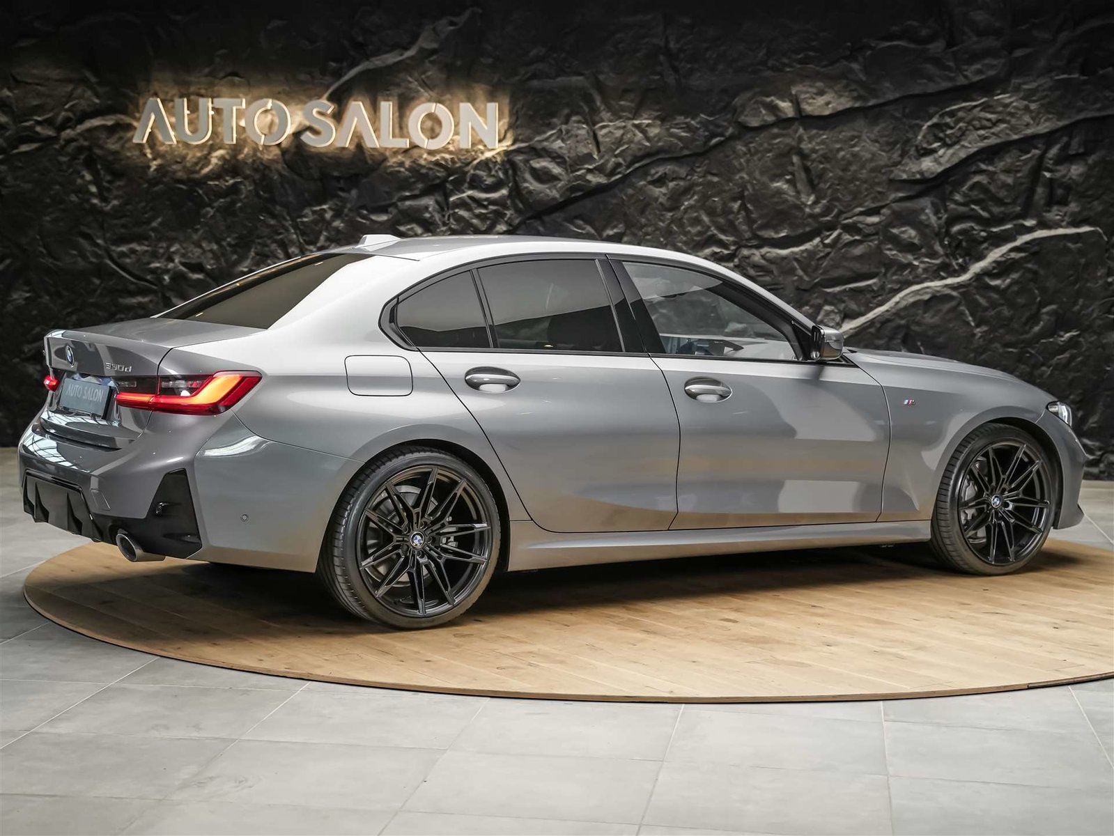 BMW 330d M Sport *Facelift*20Zoll*Rückfahrkamera*, Diesel, Second hand / Used, Automatic - 6