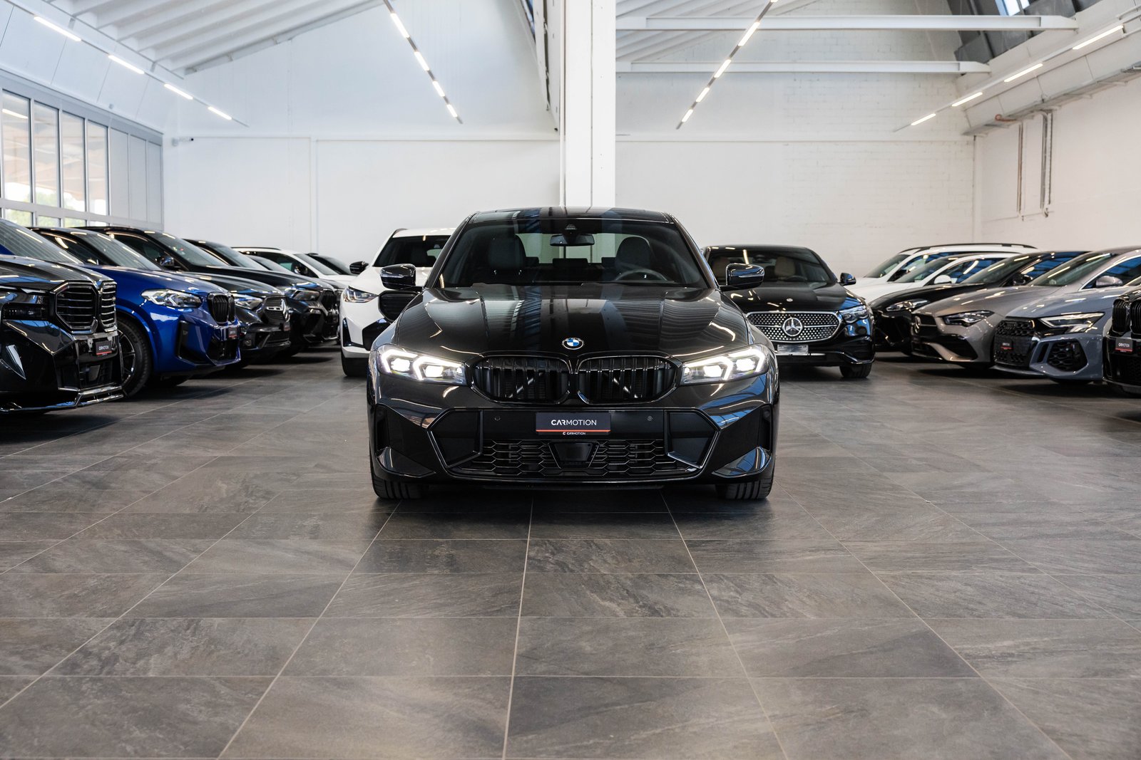 BMW 330d SAG / M Sport Pro / Glasdach / Rückfahrkame, Diesel, Occasion / Gebraucht, Automatik - 2
