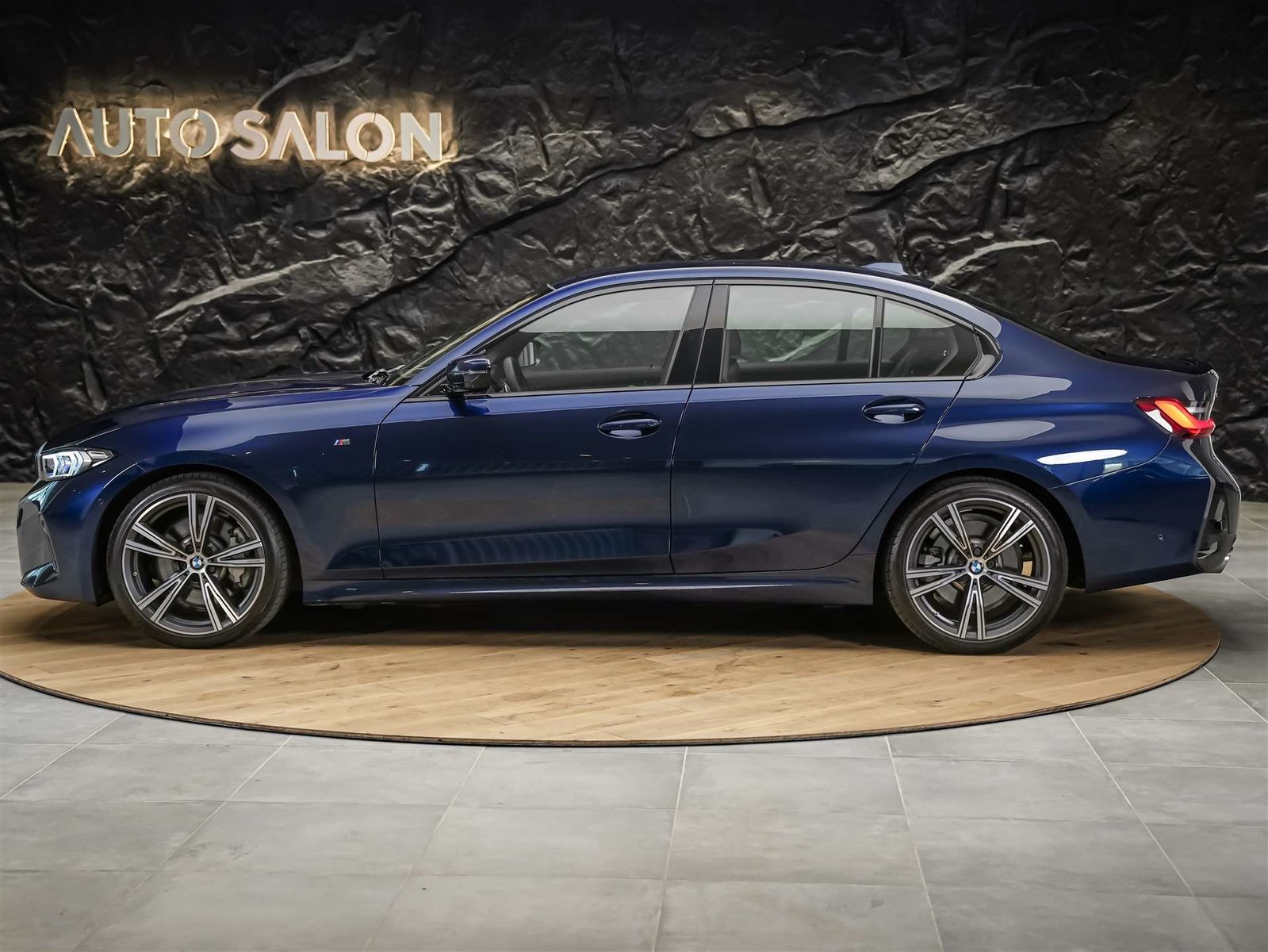 BMW 330i Steptronic M Sport *Leder*El. Sitze*Head-Up*, Benzin, Occasion / Gebraucht, Automatik - 3