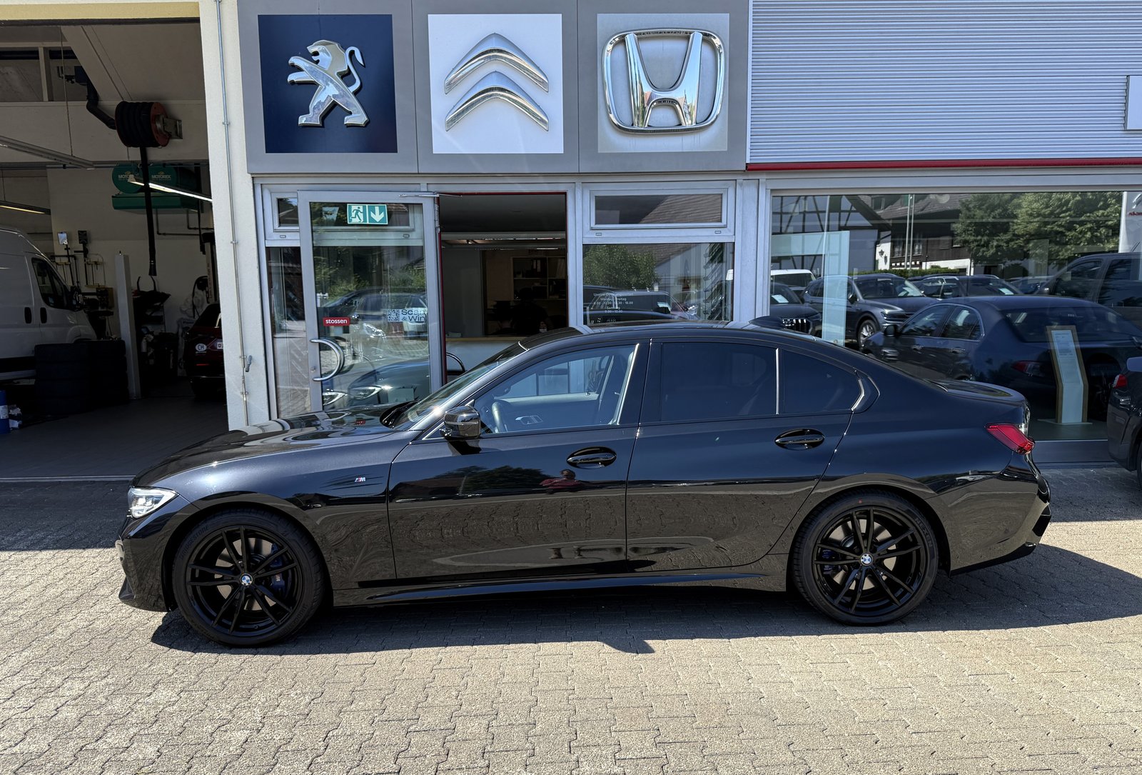 BMW 330d Steptronic M Sport, Diesel, Second hand / Used, Automatic - 5