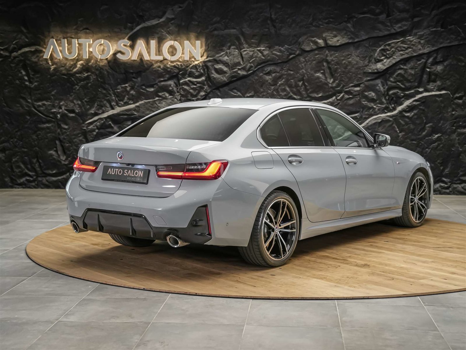 BMW 330i Steptronic M Sport *360 Kamera*Head Up Displ, Benzin, Occasion / Gebraucht, Automatik - 6