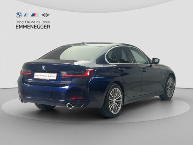 BMW 330e  Steptronic, Voll-Hybrid Benzin/Elektro, Occasion / Gebraucht, Automatik - 5