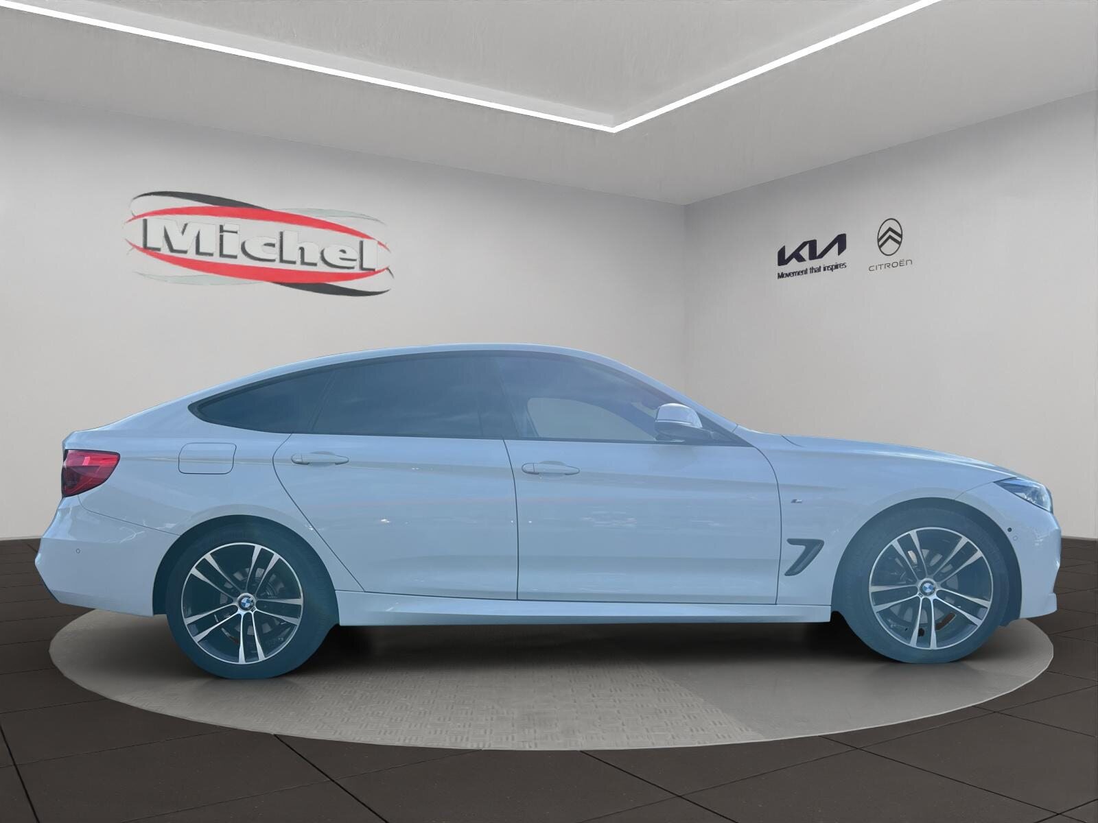 BMW 330i xDrive Gran Turismo / Top ausgestattet mit Pack M Sport, Benzina, Occasioni / Usate, Automatico - 4