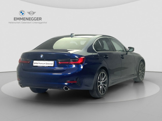 BMW 330e Sport Line, Voll-Hybrid Benzin/Elektro, Occasion / Gebraucht, Automatik - 4