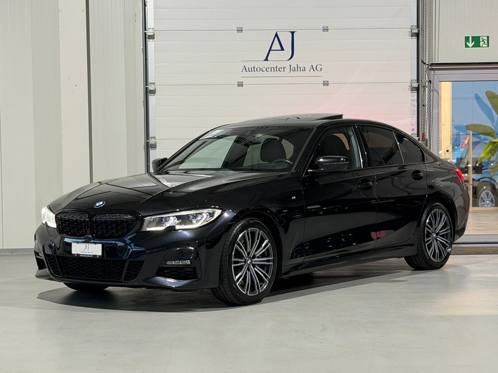BMW 330d Steptronic M Sport, Diesel, Occasion / Gebraucht, Automatik - 3