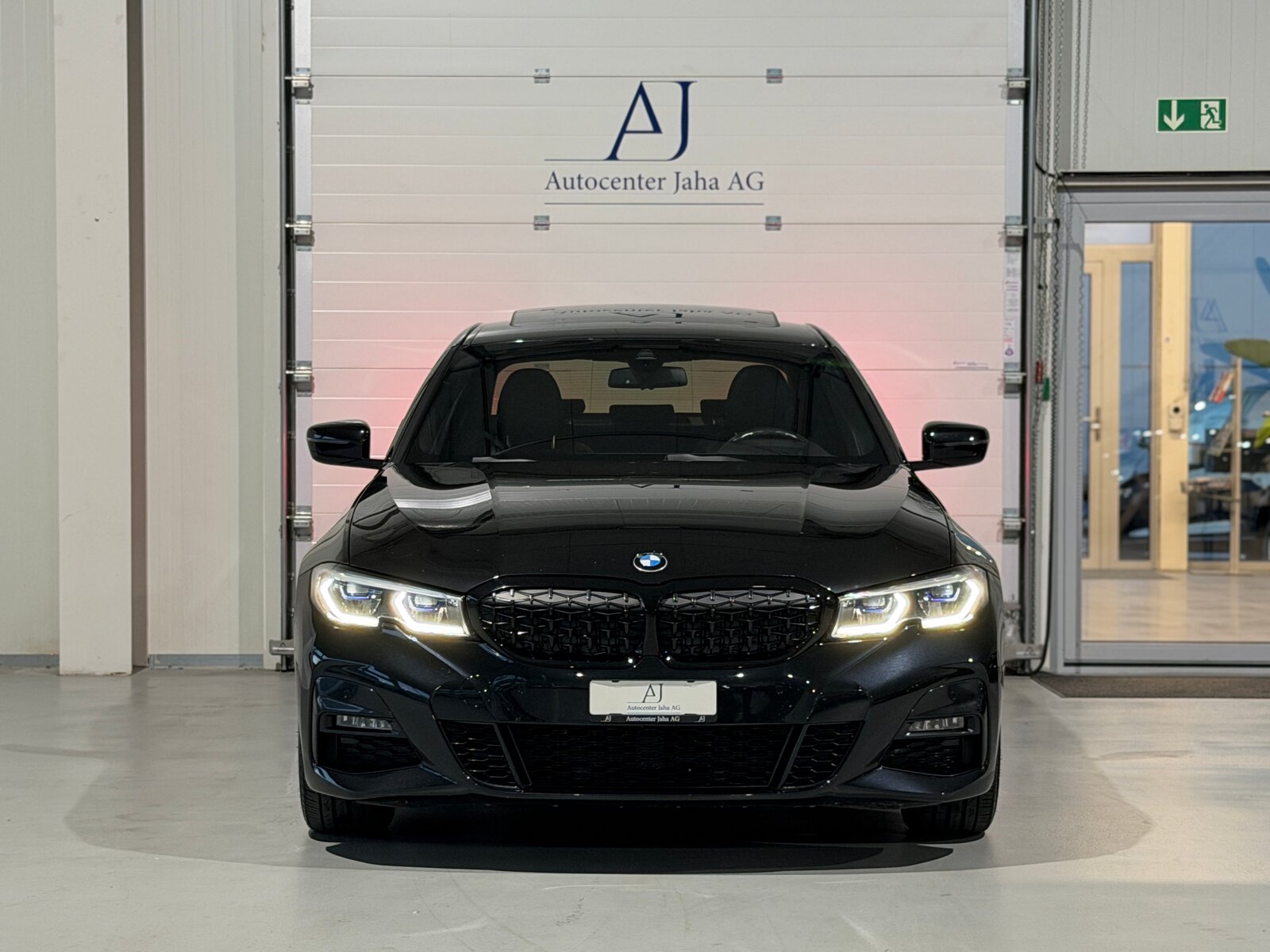 BMW 330d Steptronic M Sport, Diesel, Occasion / Gebraucht, Automatik - 4