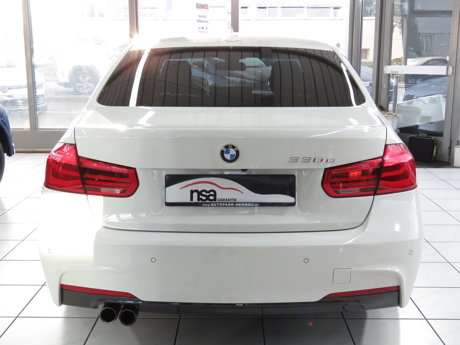 BMW 330e iPerformance M Sport Steptronic, Plug-in-Hybrid Benzin/Elektro, Occasion / Gebraucht, Automatik - 5
