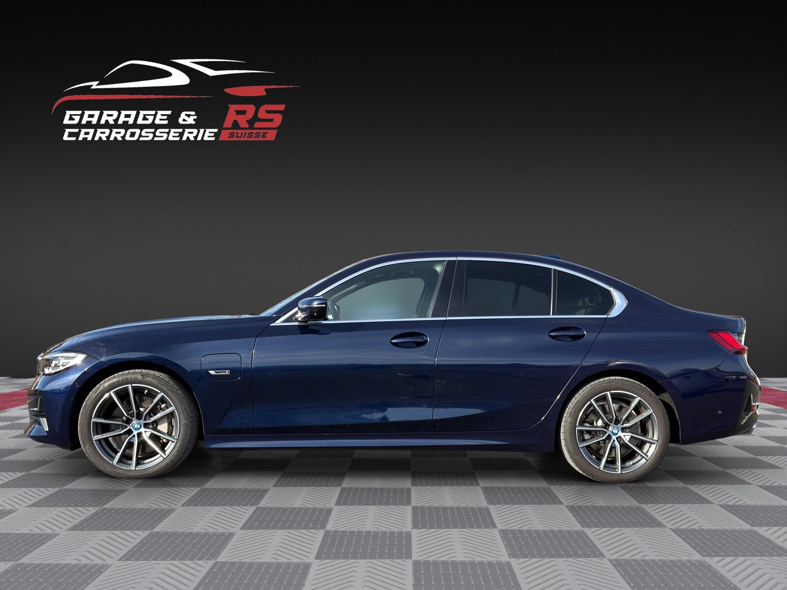 BMW 330e Sport Line Steptronic, Plug-in-Hybrid Benzina/Elettrica, Occasioni / Usate, Automatico - 2