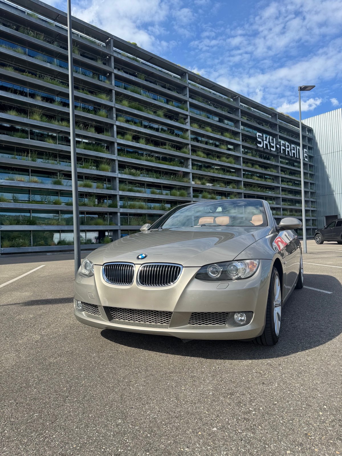 BMW 335i Cabriolet, Benzin, Occasion / Gebraucht, Handschaltung - 2